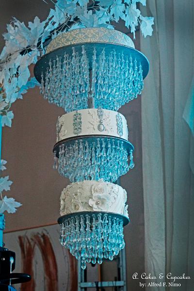 Elegant chandelier cake - Cake by Alfred (A. Cakes & Cupcakes)