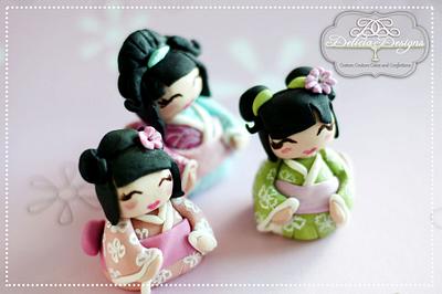 Kokeshi Dolls - Cake by Delicia Designs