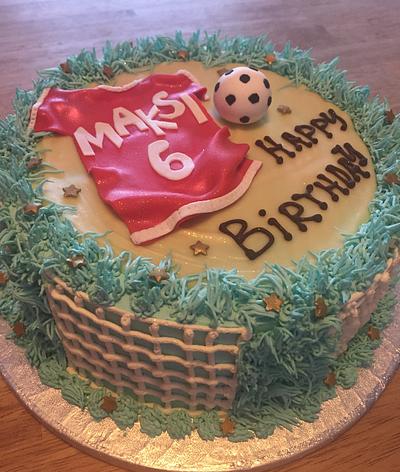 Football ⚽️  - Cake by Nonahomemadecakes