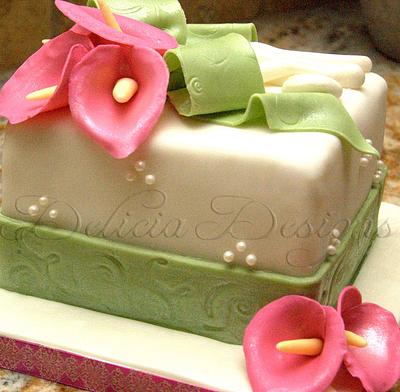 Calla Lily - Cake by Delicia Designs