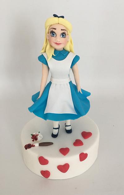 Alice  - Cake by Deniz Ergün