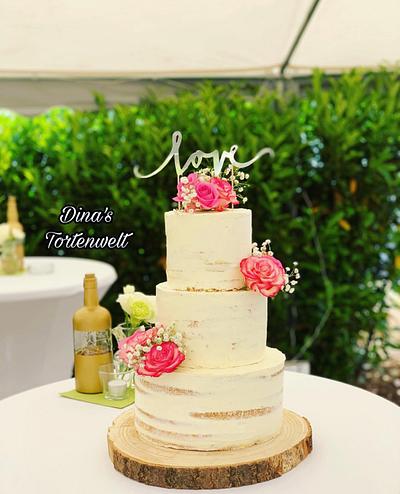 LOVE 💕 - Cake by Dina's Tortenwelt 