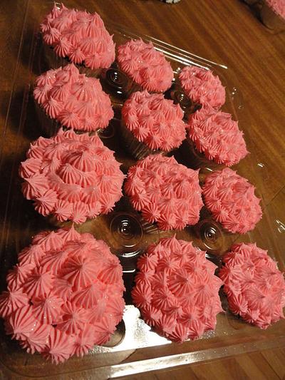 Baby Shower Cupcakes - Cake by Rosalynne Rogers