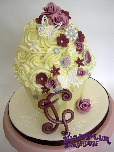 Roses & Brooches Giant Cupcake - Cake by Sam Harrison