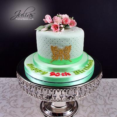 90th Birthday cake - Cake by Premierbakes (Julia)