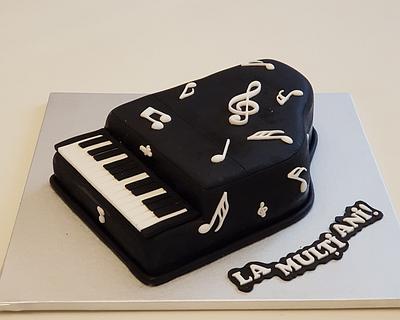 Magic piano  - Cake by Corneluş 