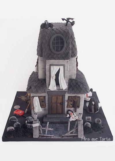 Haunted house - Cake by miraquetarta