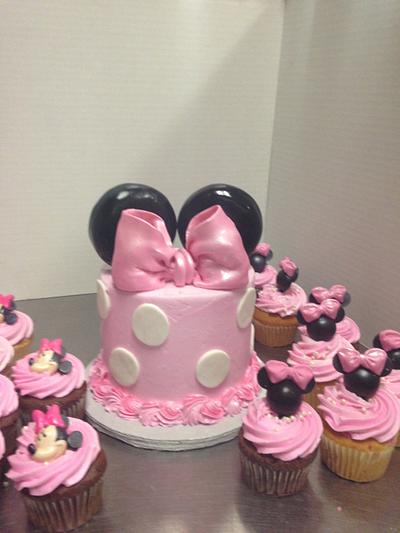 Minnie Mouse Theme - Cake by KoffeeKupBakery