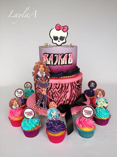 Monster High  - Cake by Layla A