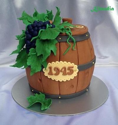 wooden barrel - Cake by CakesByKlaudia