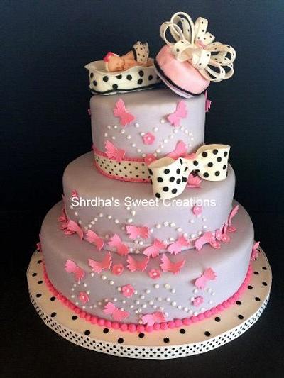 Butterfly & Polka dots - Cake by ShrdhaSweetCreations