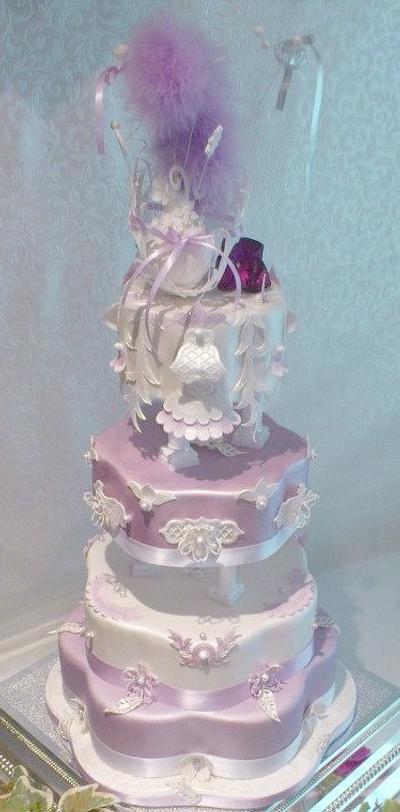 Purple wedding cake  - Cake by Ribana Cristescu 