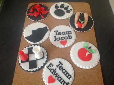 Twilight cupcake toppers - Cake by Suzanne