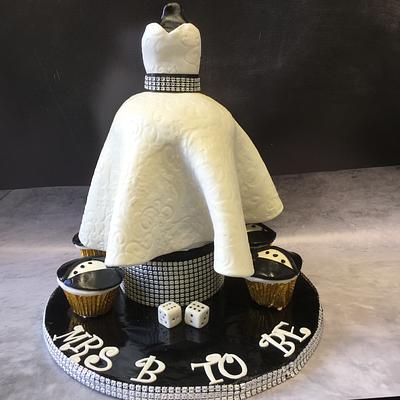 Mrs B to be - Cake by thecustomcakecompany