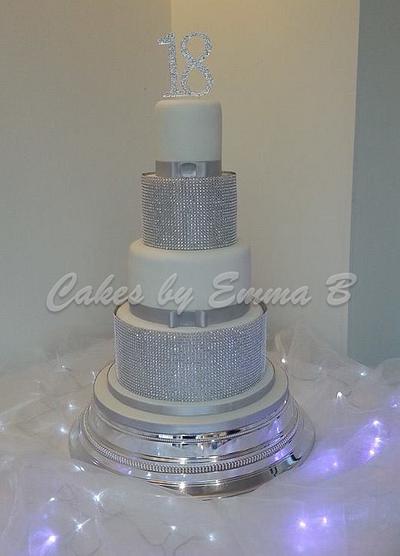 All that glitters and sparkles - Cake by CakesByEmmaB