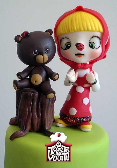 Masha bear and little ladybird - Cake by Tissì Benvegna