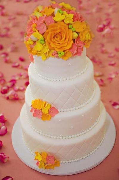 Spring Wedding - Cake by Elisa Colon