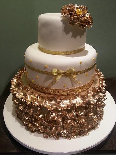 golden wedding cake - Cake by Christina Papadopoulou