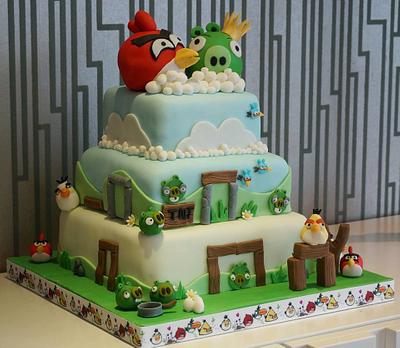 Angry Birds Wedding Cake - Cake by bijoucakes
