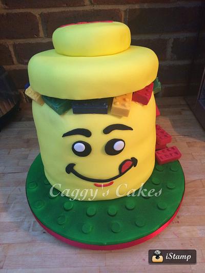 Lego head - Cake by Caggy