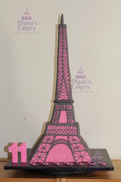3D Eiffel Tower cake - Cake by Diana's Cakery