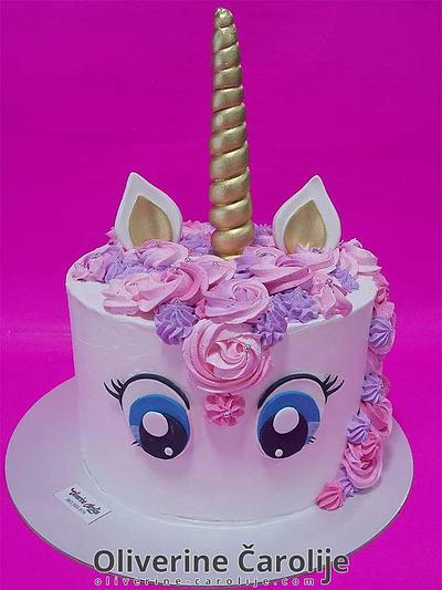 Unicorn cake & cake pops  - Cake by Oliverine Čarolije 