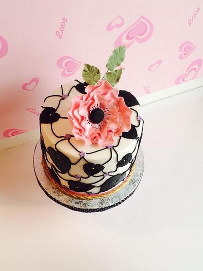 floral Cake - Cake by Nurisscupcakes