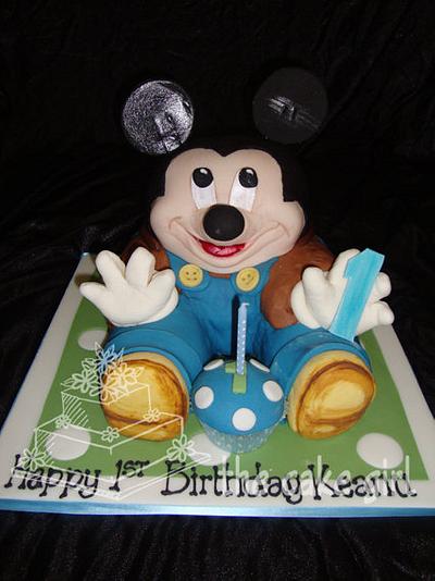 Baby Mickey - Cake by Antonella