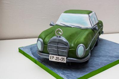 Mercedes Benz 250 S - Cake by SweetdreamsbyNika