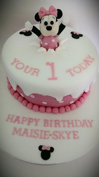 minnie mouse - Cake by amy