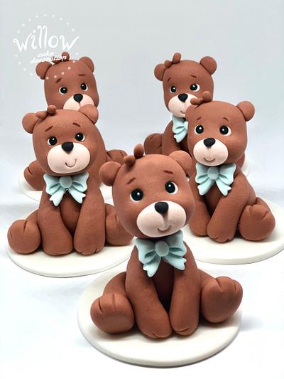 Baby bears, fondant cupcake decorations - Cake by Willow cake decorations