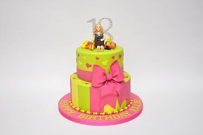 She just had to have that bag! - Cake by Sue Field