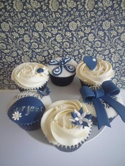 elegant blue - Cake by prettypetal
