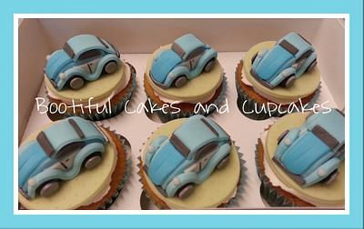 little cars - Cake by bootifulcakes