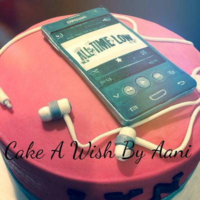Samsung note 3 neo black phone cake  - Cake by Aani