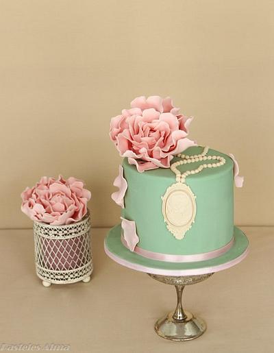 Mint green vintage cake - Cake by Alma Pasteles