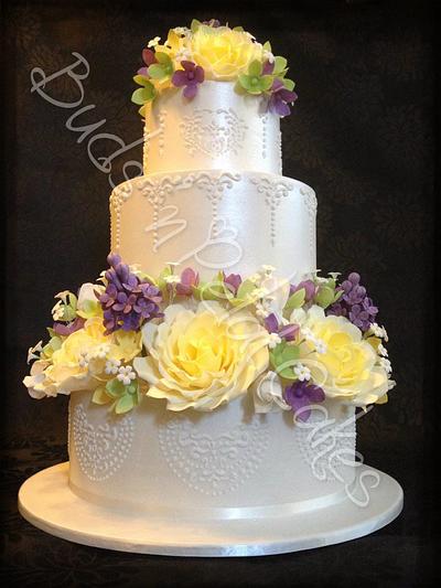 spring wedding - Cake by Buds 'n Petal Cakes