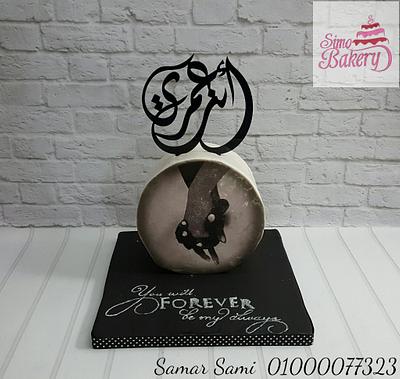 Hand in hand airbrushed 3d standing anniversary cake - Cake by Simo Bakery