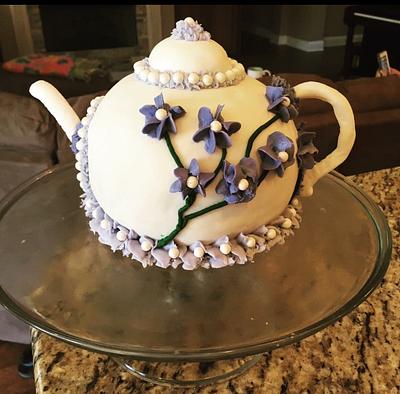 Teapot - Cake by Regan