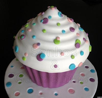 Giant Cupcake - Cake by Sonhos & Guloseimas - Cake Design