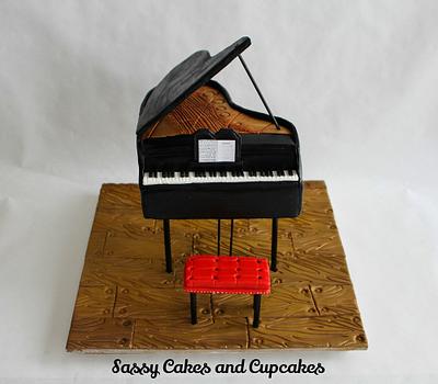 Baby Grand Piano cake - Cake by Sassy Cakes and Cupcakes (Anna)