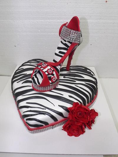 Zebra Heart - Cake by Katarina