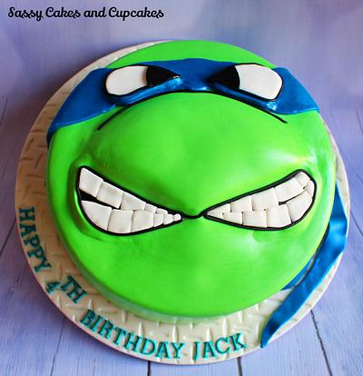 Leonardo ready for action - Cake by Sassy Cakes and Cupcakes (Anna)