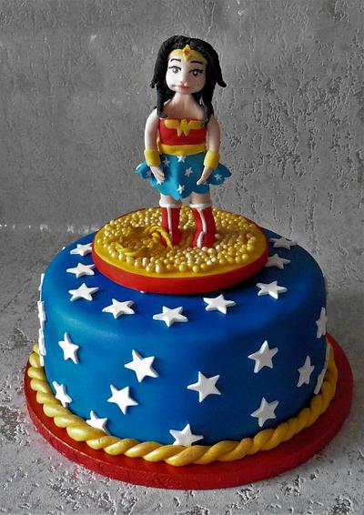 Wonder Woman cake - Cake by Lelly