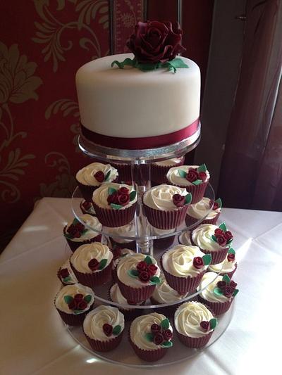 Claret Wedding cake and cupcakes - Cake by MrsM