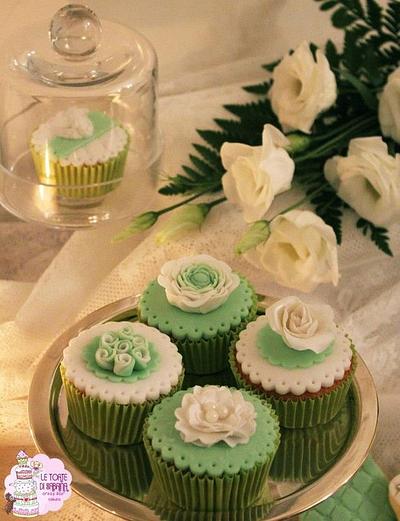 WEDDING CUPCAKES - Cake by Le torte di Sabrina - crazy for cakes