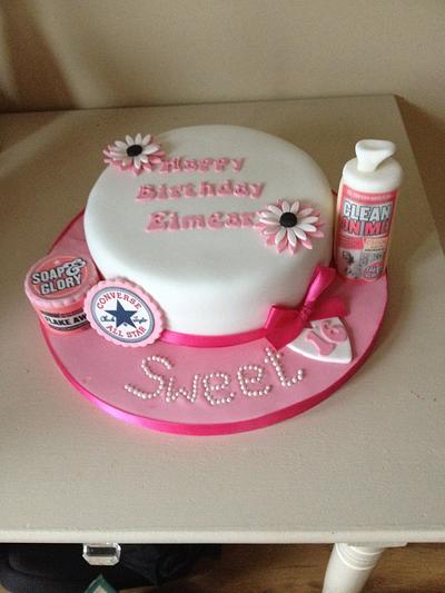 Soap & Glory cake - Cake by luciascakes