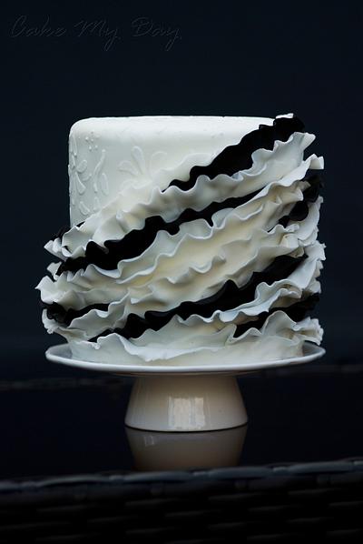 Black & white - Cake by JoBP