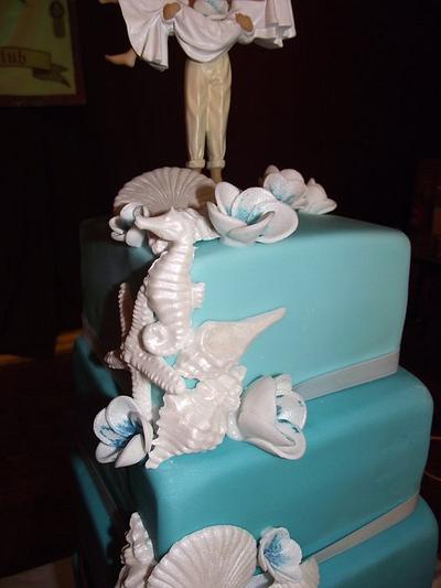 seashells and turquoise - Cake by suzanneflynn