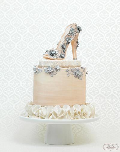 Romantic Bride High heel Cake - Cake by La Cupella Cake Boutique - Ella Yovero